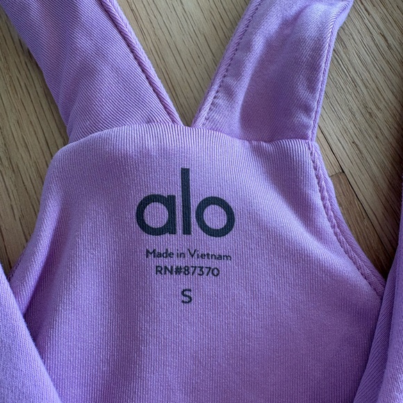 ALO Yoga Pink Lavender Airbrush Set - Picture 4 of 16